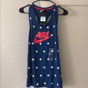 Nike tank